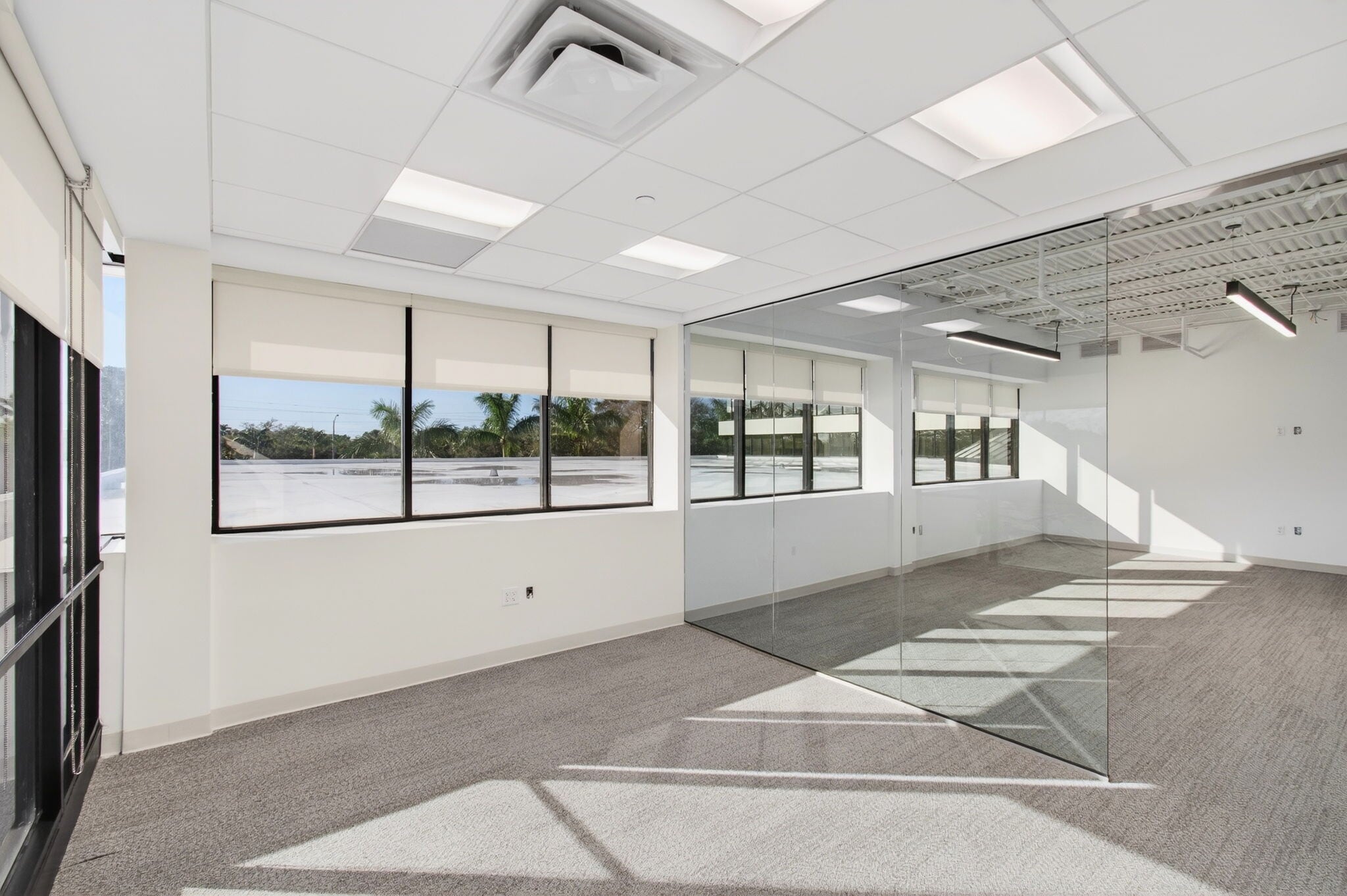 1489-1499 W Palmetto Park Rd, Boca Raton, FL for lease Interior Photo- Image 1 of 7