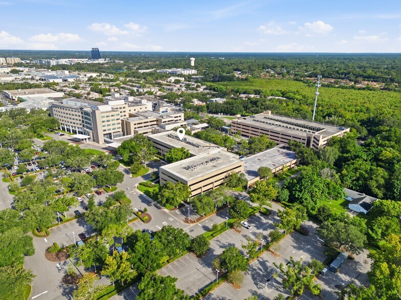 661 E Altamonte Dr, Altamonte Springs, FL à vendre - Photo du bâtiment - Image 2 de 18