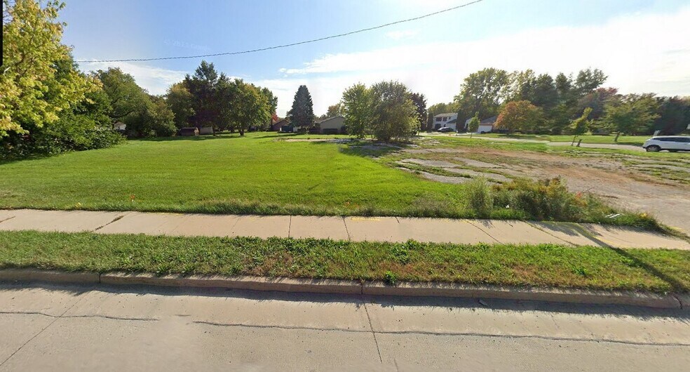 5101 W Elm St, Mchenry, IL à vendre - Photo du bâtiment - Image 2 de 4