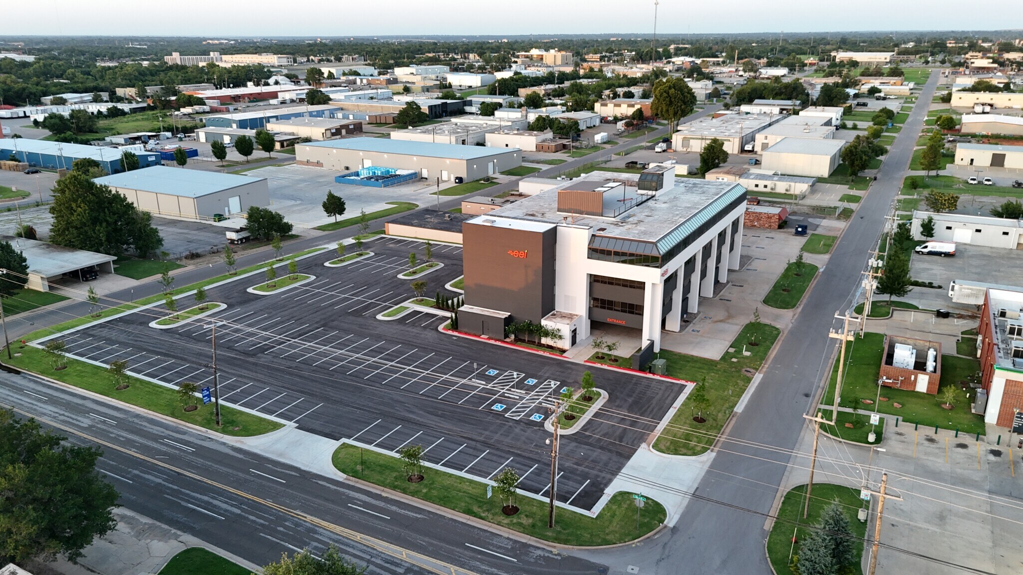 3812 N Santa Fe Ave, Oklahoma City, OK for lease Building Photo- Image 1 of 9