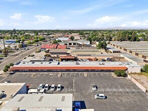 724 N Ben Maddox Way, Visalia, CA - Aérien  Vue de la carte