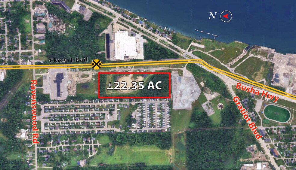 298 Gratiot Blvd, Marysville, MI à vendre - Photo du bâtiment - Image 2 de 5