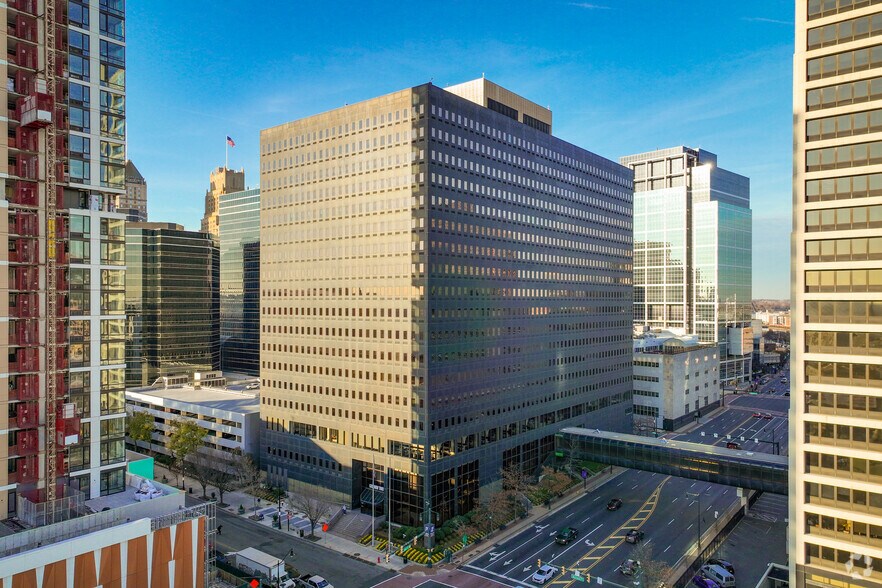 2 Gateway Ctr, Newark, NJ à louer - Photo du bâtiment - Image 2 de 6