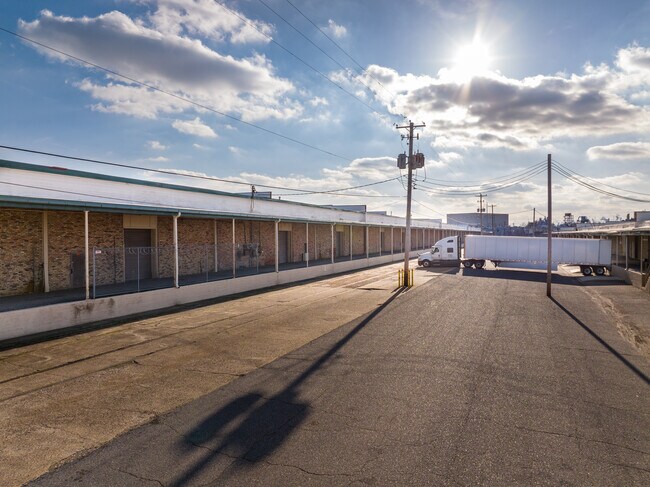 More details for 1333 Farmville Ave, Memphis, TN - Industrial for Lease