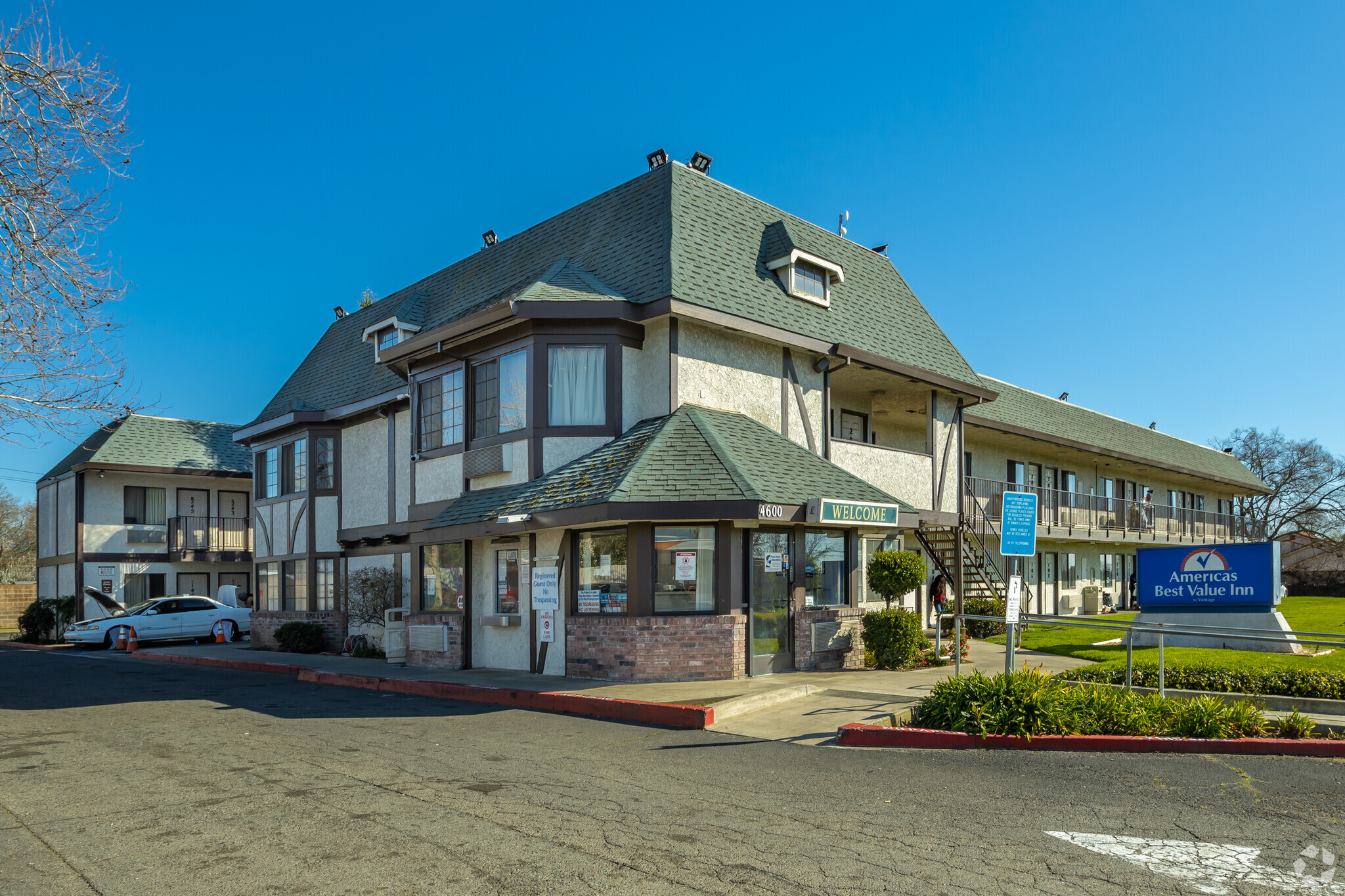 4600 Watt Ave, North Highlands, CA à vendre Photo principale- Image 1 de 1