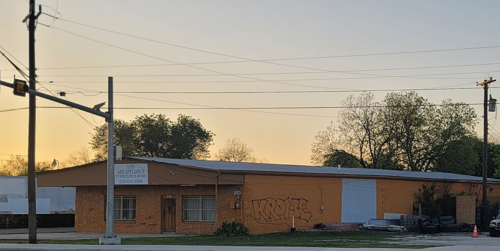 539 Enrique M Barrera, San Antonio, TX for sale - Building Photo - Image 2 of 4
