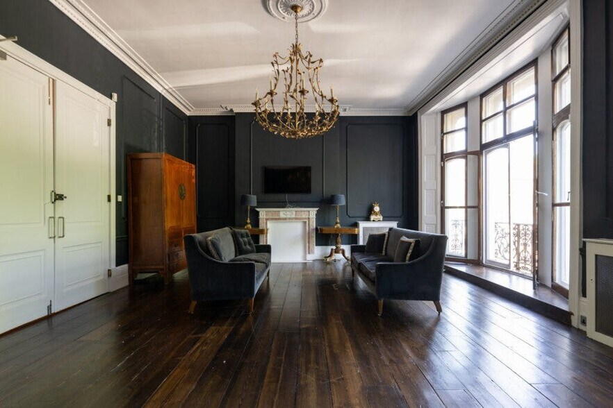 48-49 Russell Sq, Londres à louer - Photo du bâtiment - Image 2 de 24