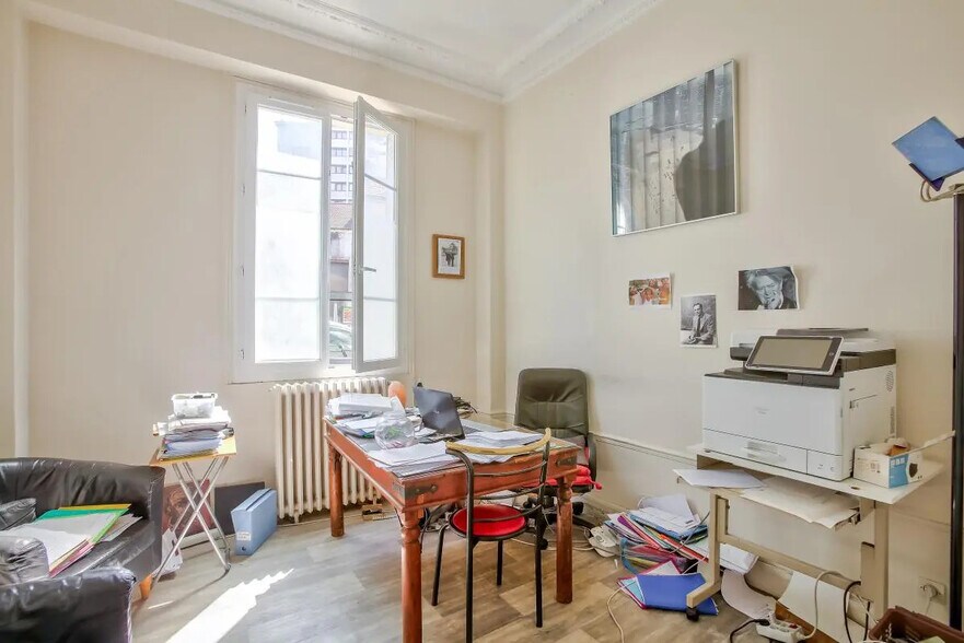 Bureau dans Boulogne-Billancourt à vendre - Photo du bâtiment - Image 1 de 7