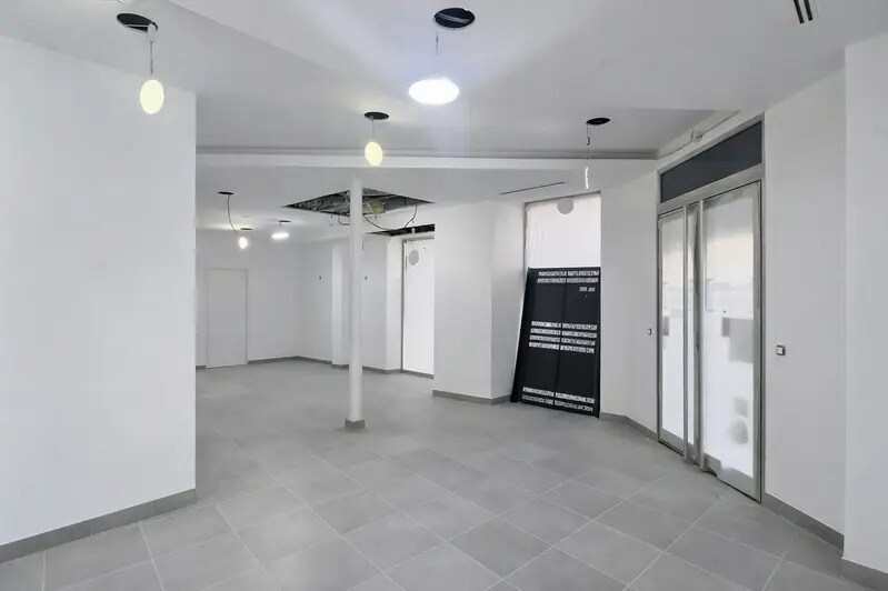 101 Avenue Parmentier, Paris for lease - Interior Photo - Image 3 of 4