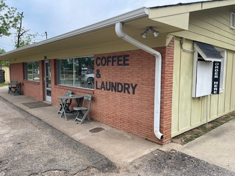 314 E Pennsylvania Ave, Van, TX for sale - Building Photo - Image 3 of 15