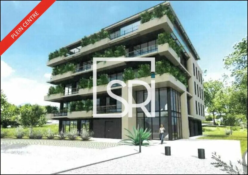 Bureau dans Clermont-Ferrand à louer - Photo du bâtiment - Image 2 de 20