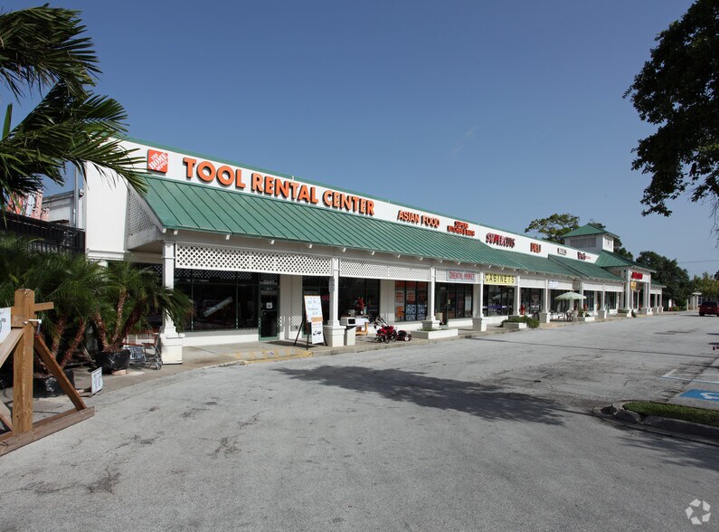 2865-2907 W New Haven Ave, Melbourne, FL à louer - Photo du bâtiment - Image 3 de 5