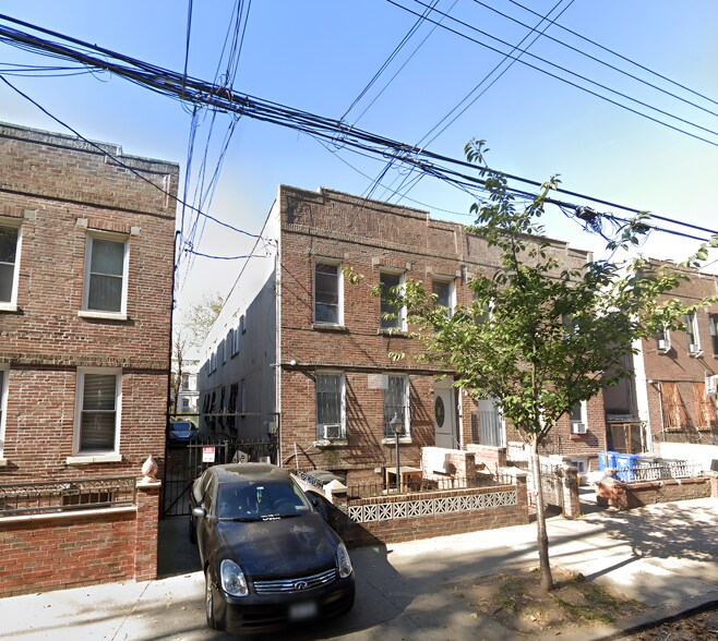 2278 Strauss St, Brooklyn, NY à vendre - Photo du bâtiment - Image 2 de 13