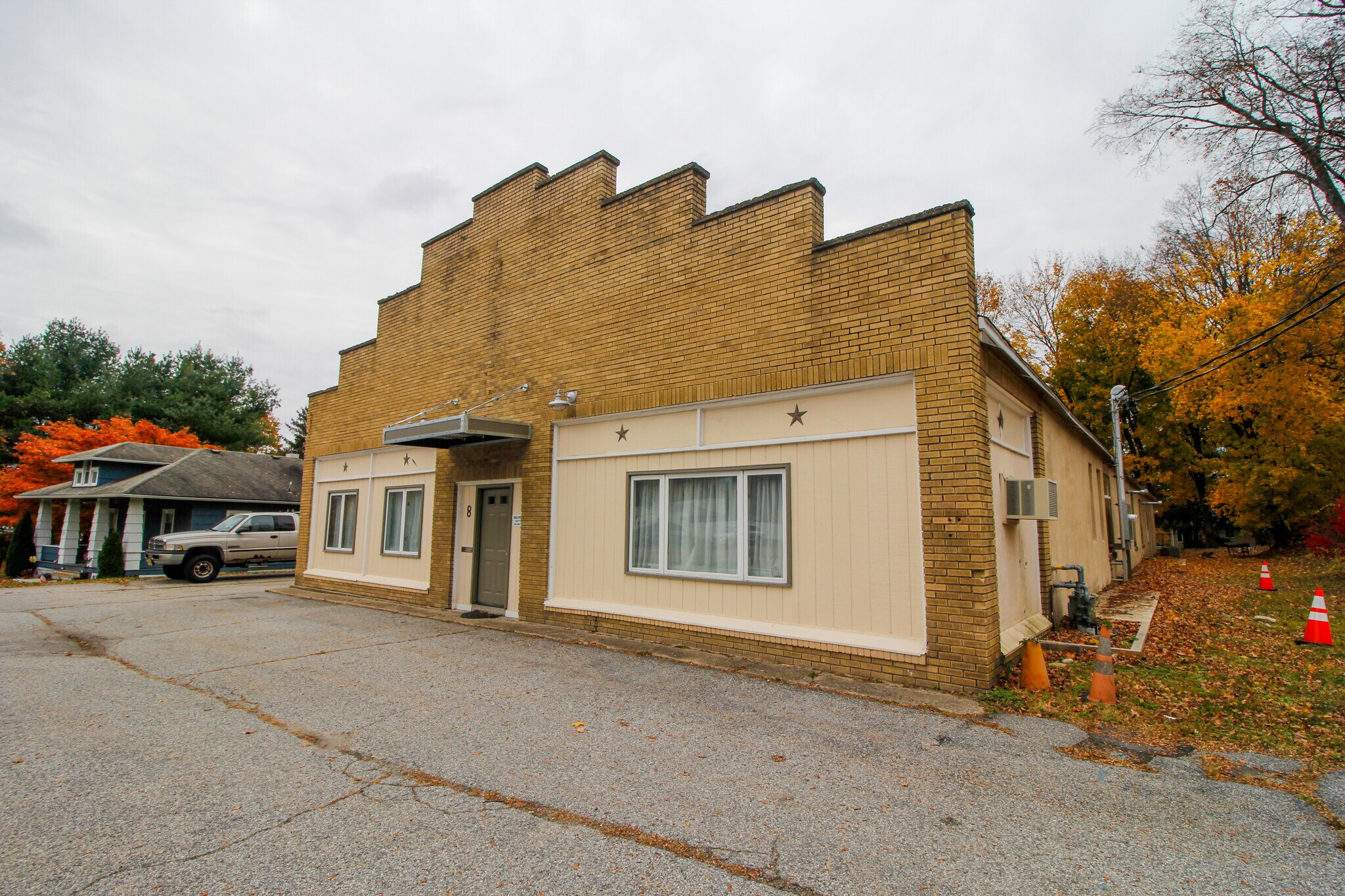 8 Main St, Ogdensburg, NJ à vendre Photo du bâtiment- Image 1 de 8
