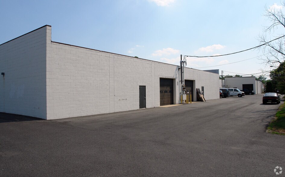 200 W Somerdale Rd, Voorhees, NJ à louer - Photo du bâtiment - Image 2 de 2