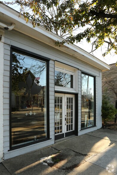 2031 Frankfort Ave, Louisville, KY for lease - Building Photo - Image 2 of 2