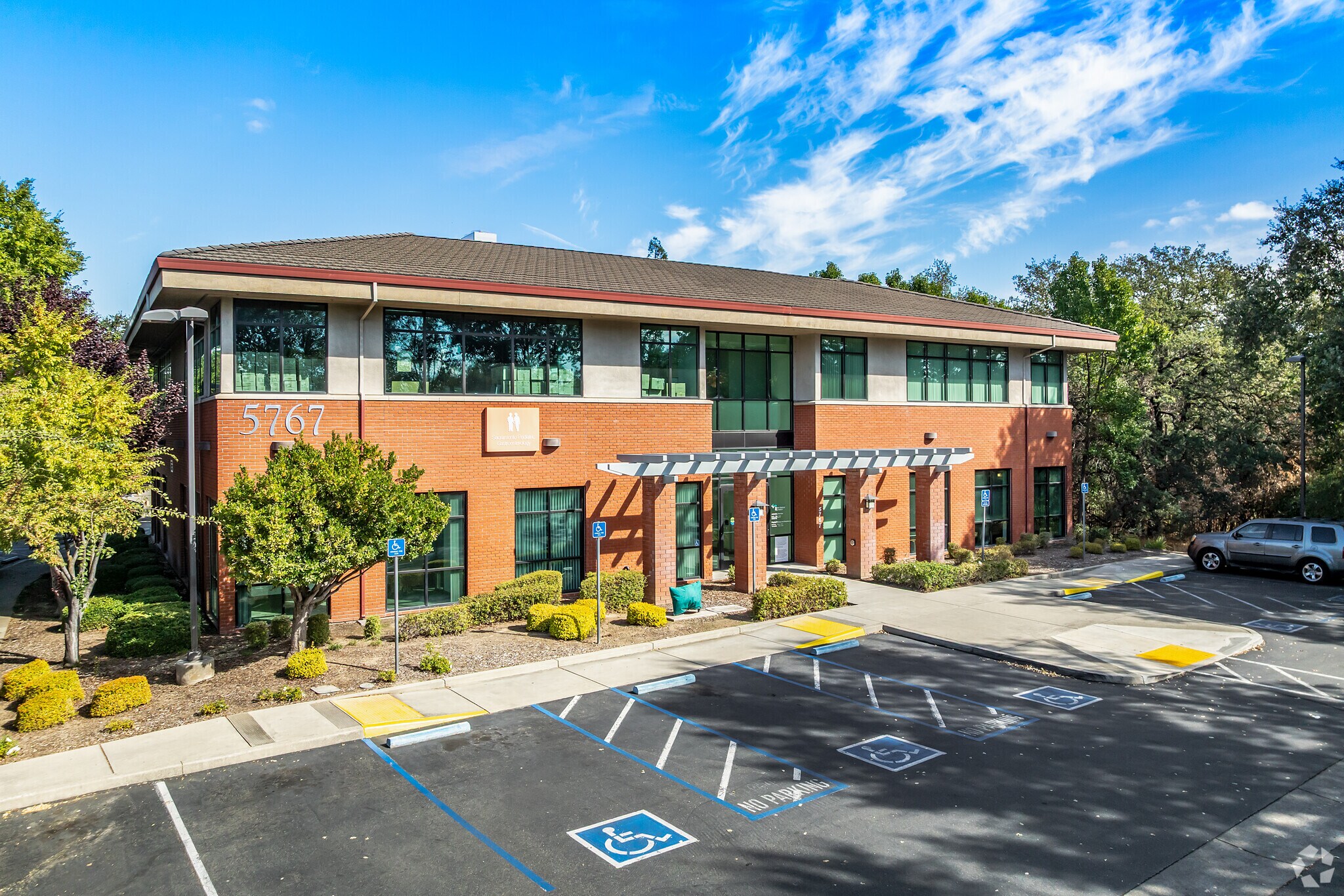 5767 Greenback Ln, Sacramento, CA for lease Primary Photo- Image 1 of 4