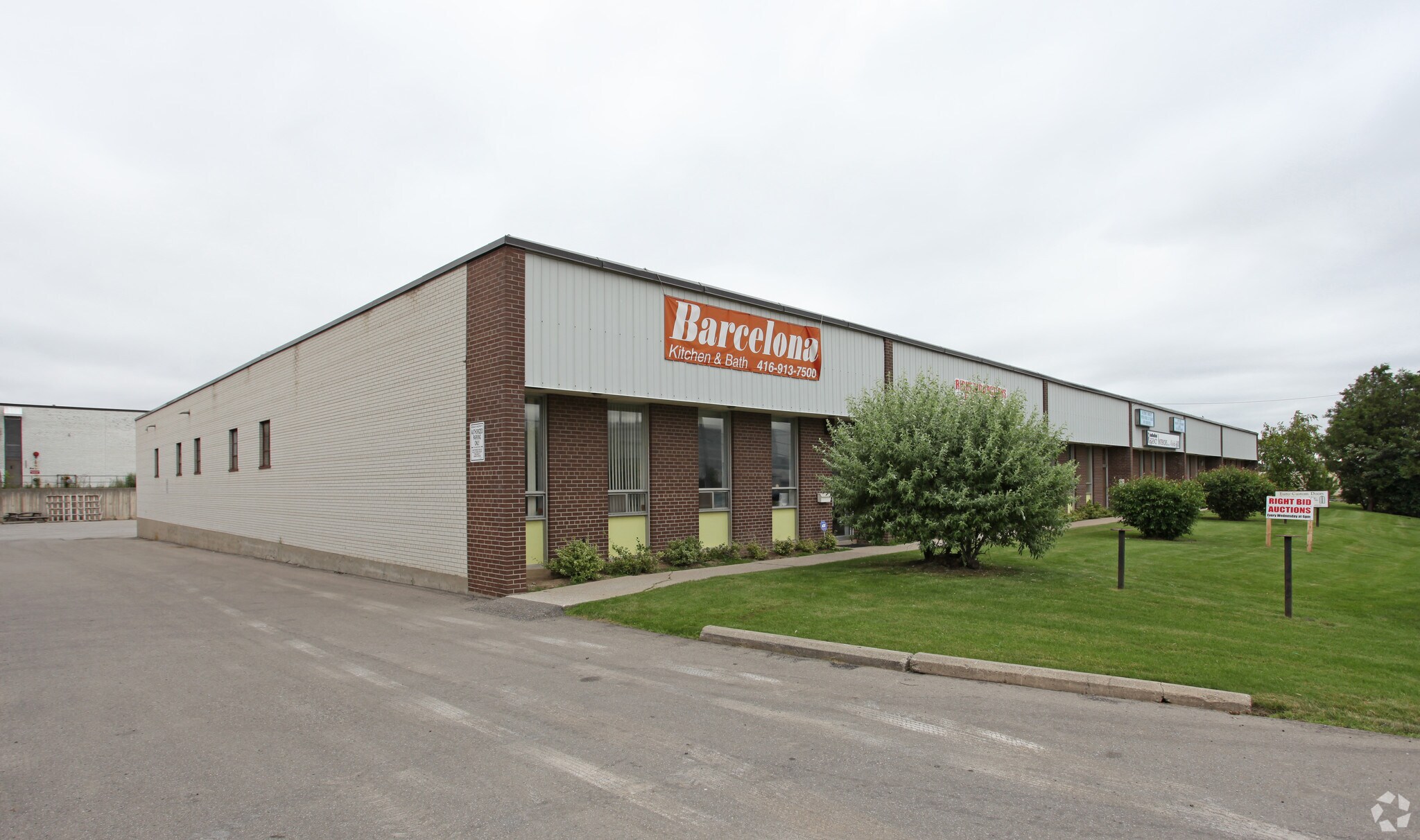 34-44 Martin Ross Ave, Toronto, ON for sale Primary Photo- Image 1 of 1