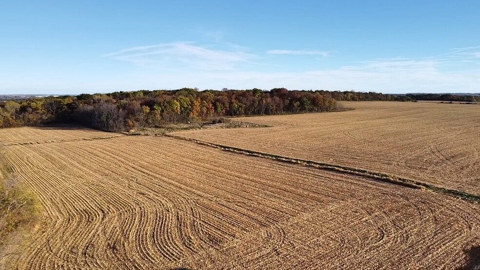 2326 S Murray Rd, Janesville, WI for sale - Building Photo - Image 3 of 29