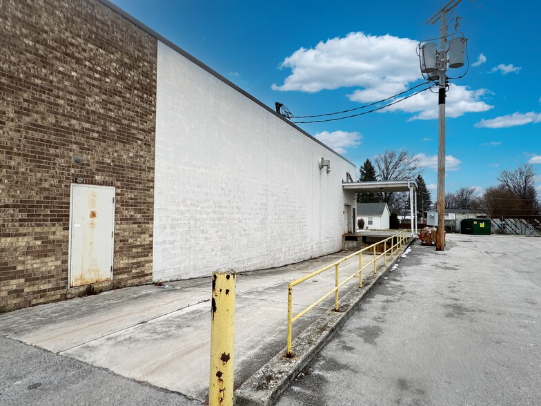 644 W Market St, Tiffin, OH à vendre - Photo du bâtiment - Image 3 de 9