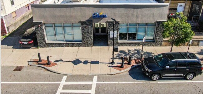 More details for 267 Shrewsbury St, Worcester, MA - Retail for Lease