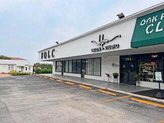 Plus de détails pour 218-224 E Olmos Dr, San Antonio, TX - Commerce de détail à louer