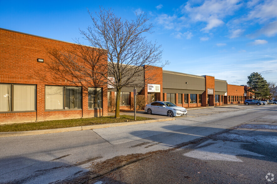 6790 Kitimat Rd, Mississauga, ON for lease - Building Photo - Image 2 of 4