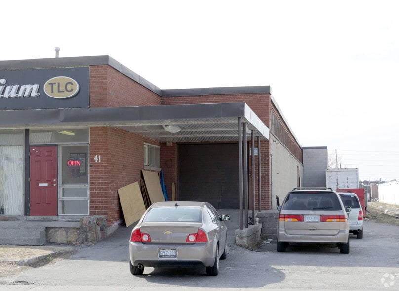 41 Advance Rd, Toronto, ON for sale - Building Photo - Image 2 of 11