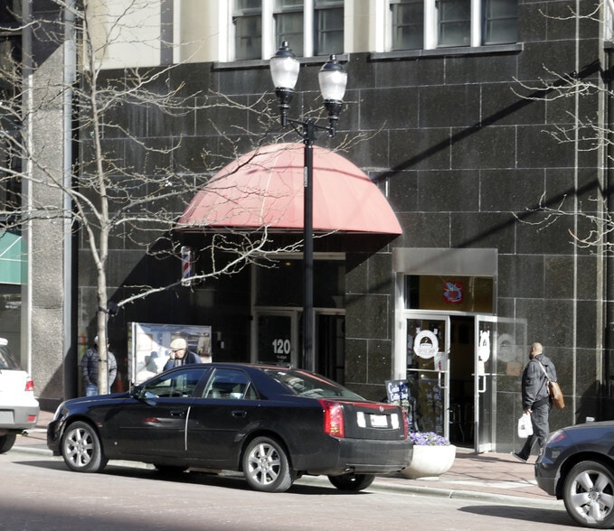 120 E Market St, Indianapolis, IN for lease - Building Photo - Image 3 of 6