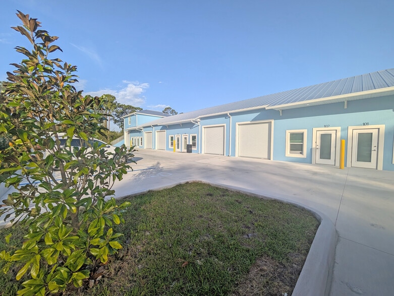 550 Martin Road, Palm Bay, FL for lease - Building Photo - Image 3 of 13
