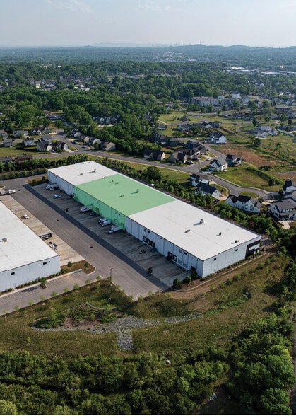 526 Myatt Dr, Madison, TN for lease - Building Photo - Image 2 of 5