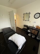 5410-5420 Barnes Ave NW, Seattle, WA à louer Photo intérieure- Image 1 de 9