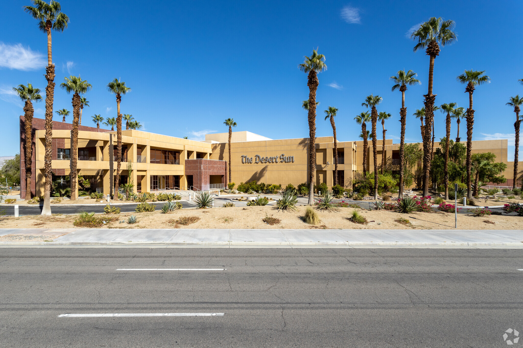 750 N Gene Autry Trl, Palm Springs, CA for sale Building Photo- Image 1 of 20