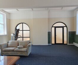 141 Rocky Ln, Birmingham for lease Interior Photo- Image 1 of 2