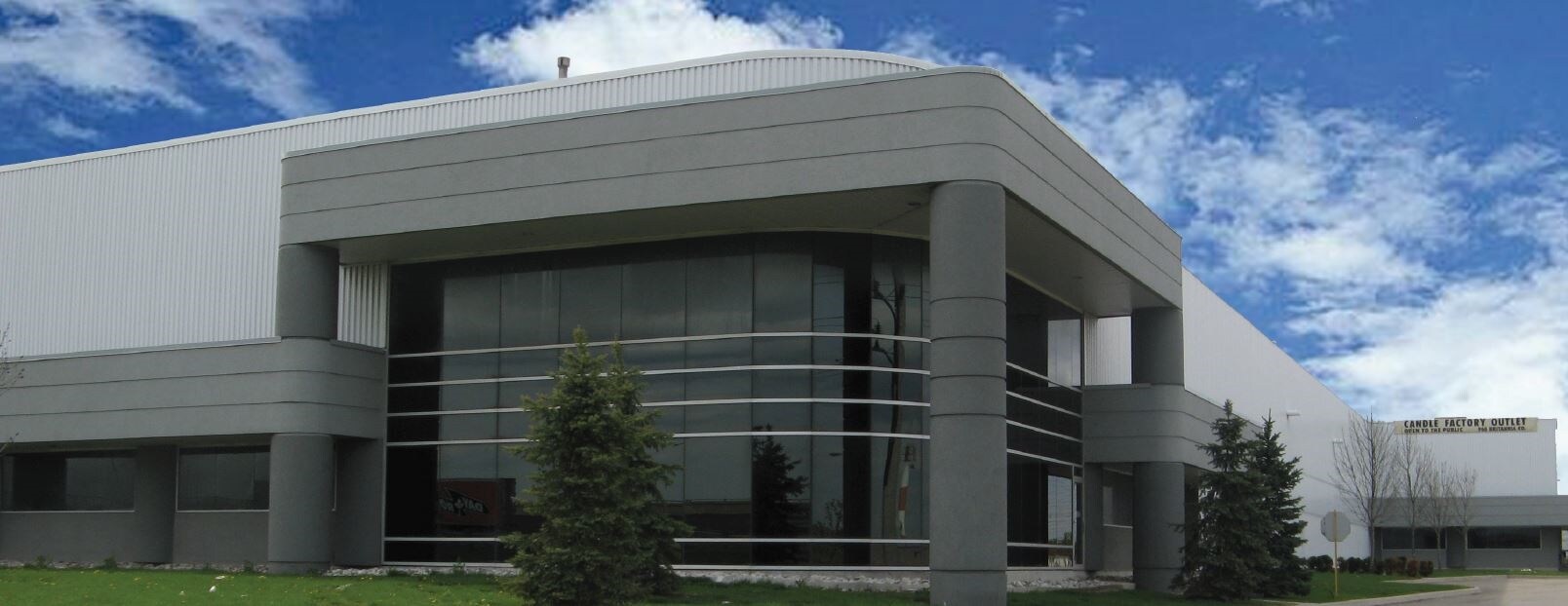 960 Britannia Rd E, Mississauga, ON à vendre Photo du bâtiment- Image 1 de 1