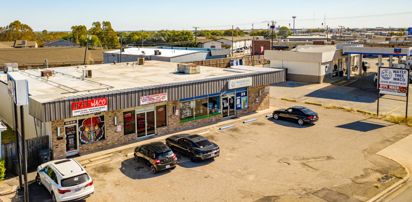 711-715 Lake Air Dr, Waco, TX à vendre Photo du bâtiment- Image 1 de 6