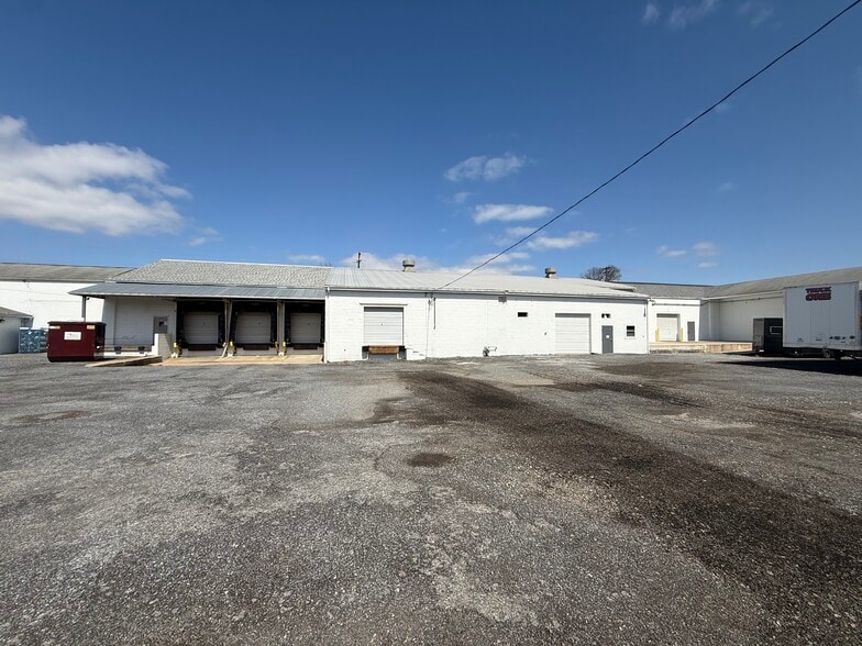175 Willow St, Toughkenamon, PA for lease - Building Photo - Image 2 of 24