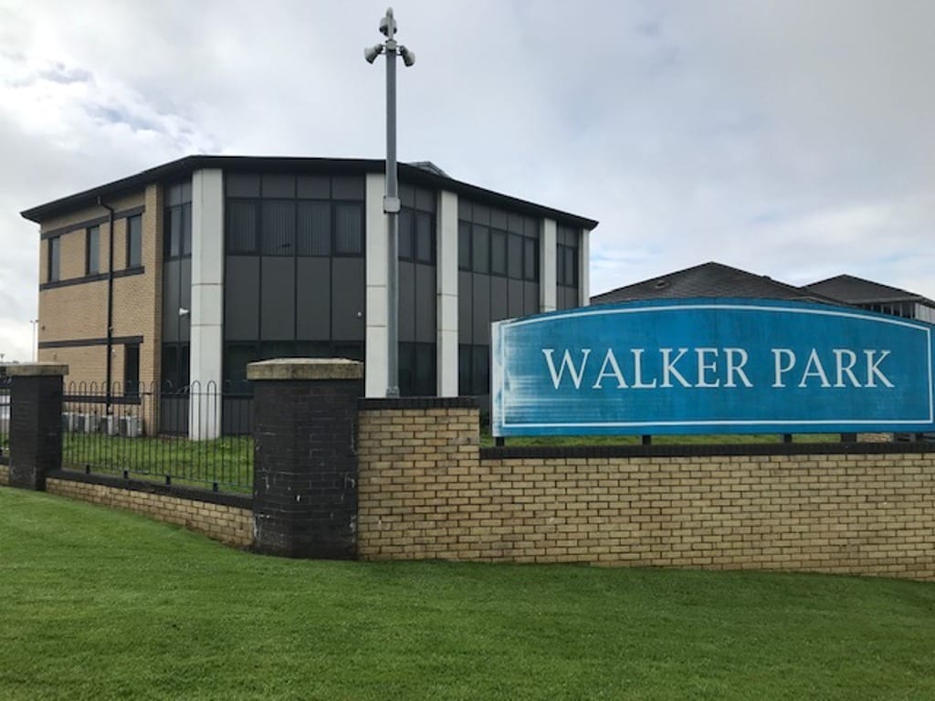 Walker Rd, Blackburn à louer Photo du bâtiment- Image 1 de 4