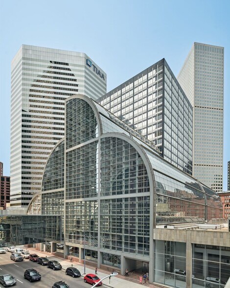 1740 Broadway, Denver, CO à louer - Photo du bâtiment - Image 1 de 21