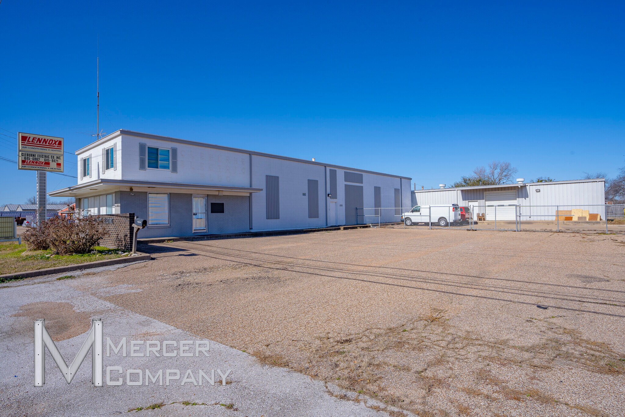 112 W Kilpatrick St, Cleburne, TX à vendre Photo du bâtiment- Image 1 de 1