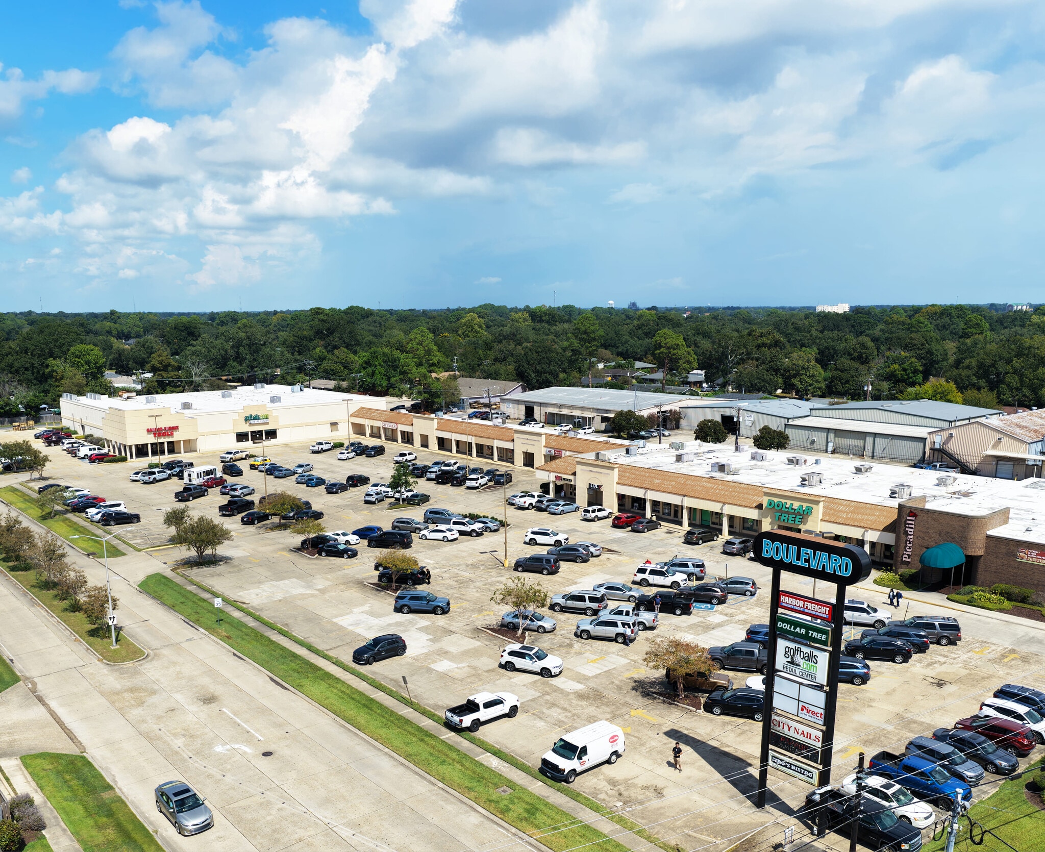 124-128 Arnould Blvd, Lafayette, LA for sale Building Photo- Image 1 of 6