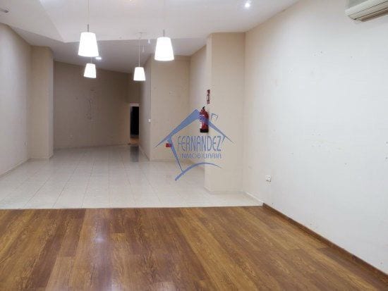 Retail in Cáceres, Cáceres for sale Building Photo- Image 1 of 6