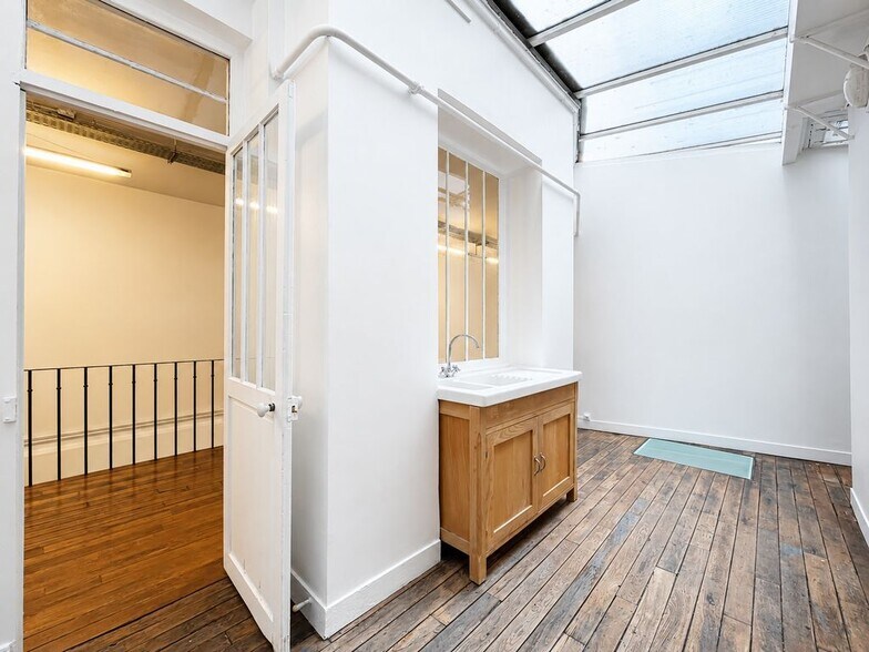 7 Rue Georges Saché, Paris à vendre - Photo du bâtiment - Image 3 de 6