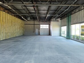 13203 Globe Dr, Mount Pleasant, WI for lease Interior Photo- Image 1 of 7