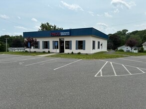 270 Westfield Rd, Holyoke, MA for lease Interior Photo- Image 2 of 9