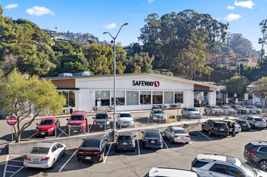 4100 Redwood Rd, Oakland, CA for lease - Building Photo - Image 3 of 13