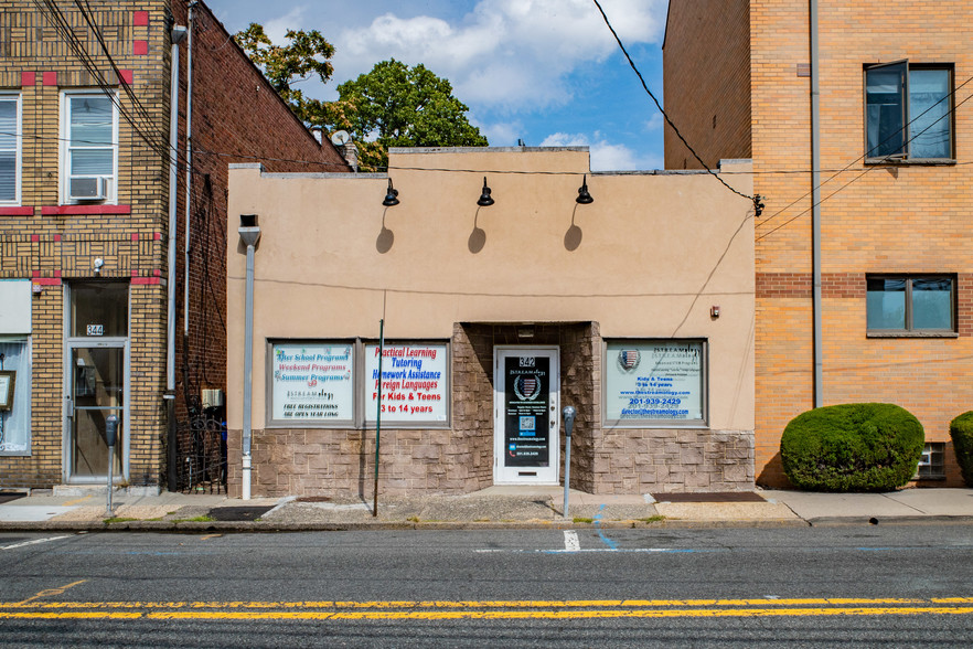 342 Union Ave, Rutherford, NJ for sale - Building Photo - Image 1 of 1