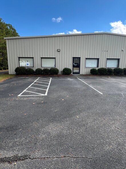 106 Lichen Rd, Myrtle Beach, SC à louer - Photo du bâtiment - Image 1 de 11
