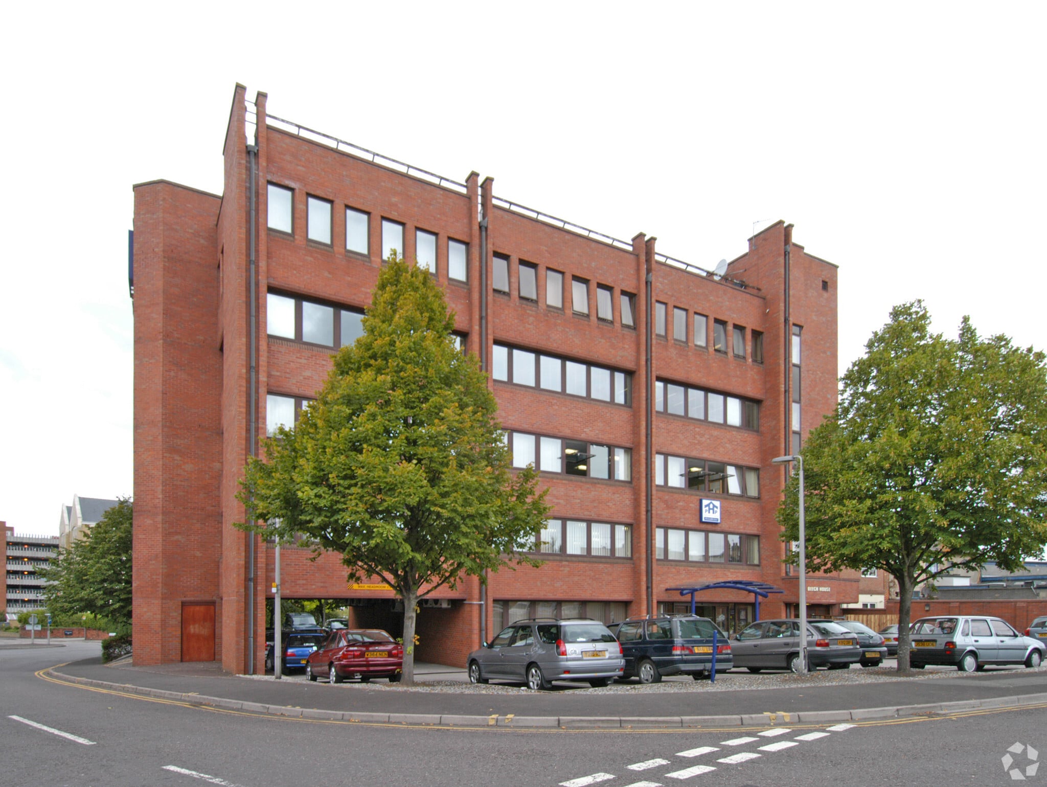 28-30 Wimborne Rd, Poole for lease Primary Photo- Image 1 of 4