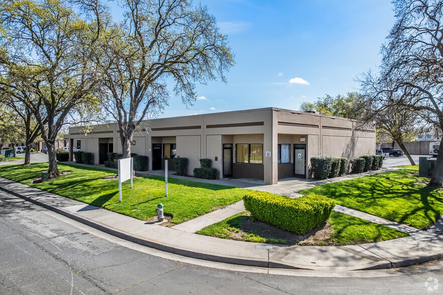 300 Harris Ave, Sacramento, CA for sale - Primary Photo - Image 1 of 10